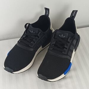 Adidas Boost Men's Black and Blue Sneakers Size 13.5